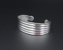 James Avery Ribbed Fluted Cuff Bracelet Sterling Silver Rare HTF 6.5" BS2786
