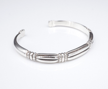 James Avery Thatch Cuff Bangle Bracelet Sterling Silver Retired 6.5" BS2846