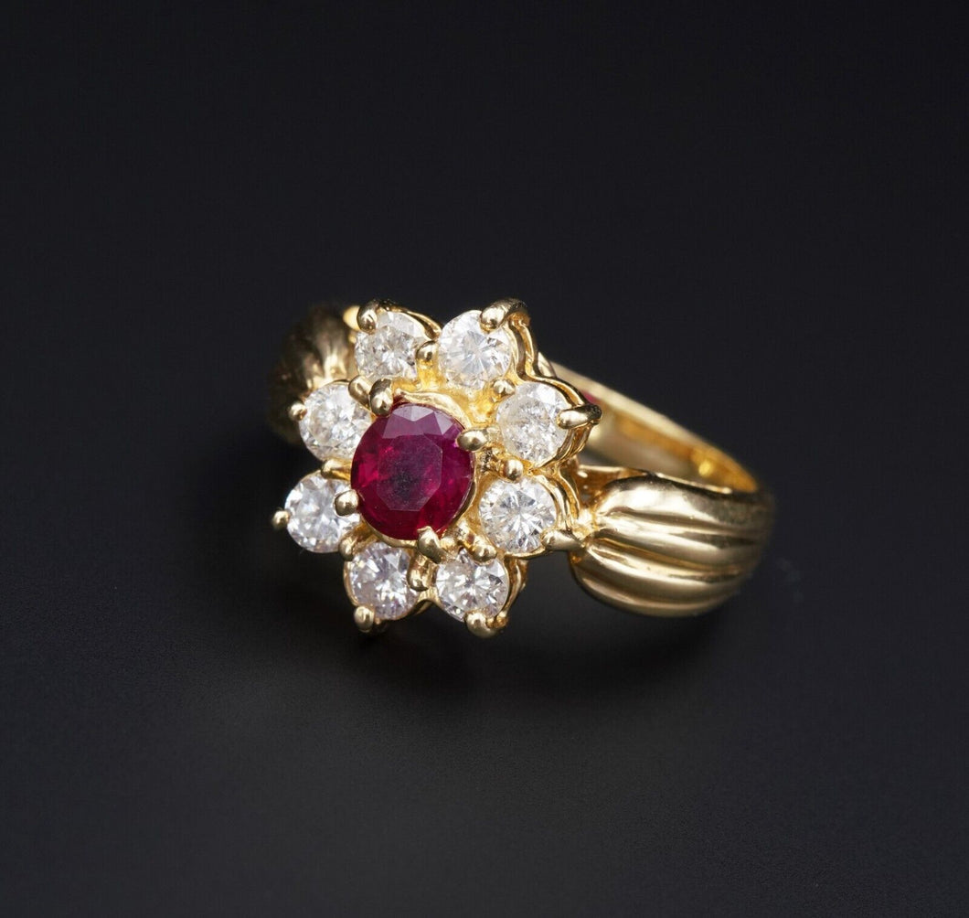 18k Yellow Gold 1.5 ctw Oval Ruby Diamond Halo Flower Ring Size 5.75 RG3567