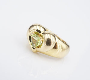 18k Van Cleef Arpels VCA Peridot Coeur Heart Ring Size 4.5 RG4254