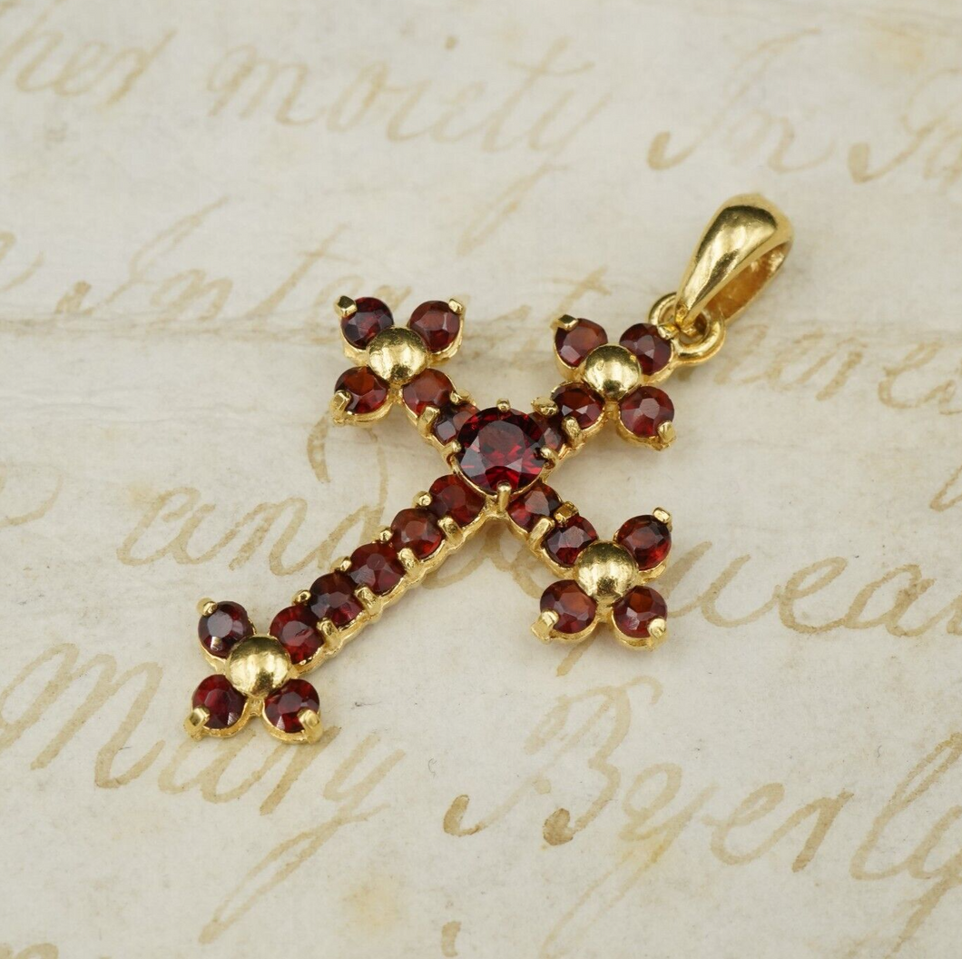18k Yellow Gold Garnet Budded Botonee Cross Pendant 1.4