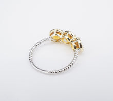 Vintage 14K 2-Tone White Yellow Gold Citrine 3 Stone Stacker Ring Sz 8.25 RG4130