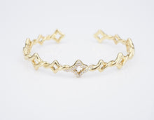 David Yurman Venetian Diamond Bracelet Quatrefoil Single Row Cuff 18k Gold BG930