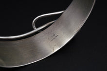 Sterling Silver Otto Robert Bade ORB Cuff Bracelet Modern Wavy 6.75" 20 BS2667