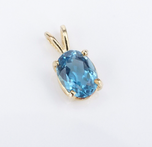 14k Blue Topaz Pendant Yellow Gold Solitaire Charm 0.55