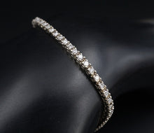 Classic 14k White Gold 1.9 carat Natural Diamond Tennis Bracelet 7.25" BG772