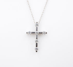 18k White Gold Hearts on Fire Divine Diamond Cross Pendant Retired HOF NG1538