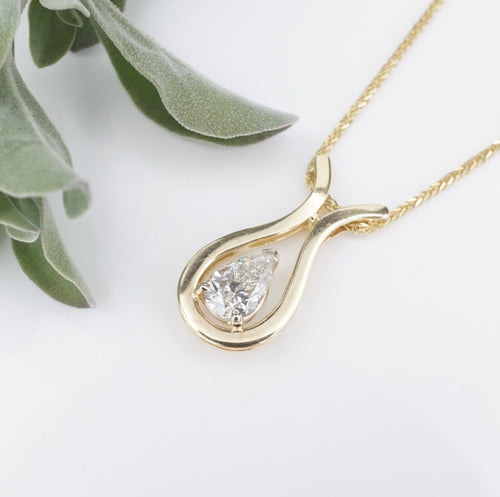 14k Yellow Gold 3/4ct Natural Pear Diamond Solitaire Pendant Necklace 18