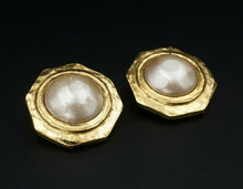 1980s Vintage Chanel Faux Pearl Mabe Gold Tone Clip Earrings 1" ES2171