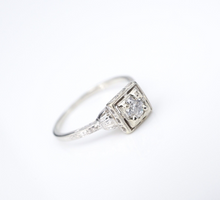 1930s 18k White Gold Old Euro Cut OEC Diamond Engagement Ring Size 8 RG4106