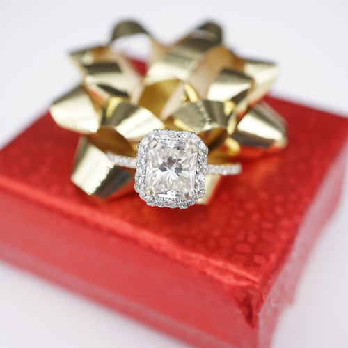 Radiant Diamond Engagement Ring 14K Gold 2.5 carat Halo Size 7 GIA CO1022