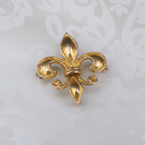 Vintage Fleur de Lis Brooch Pendant 10k Yellow Gold 3D 1