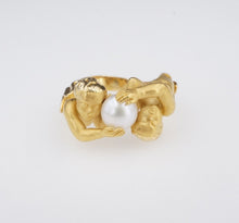 Carrera y Carrera 18k Yellow Gold Pearl Double Cherub Ring Band Size 6.25 RG3771