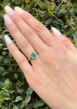 18k White Gold 1.2ct Colombian Emerald Solitaire Ring Bezel Set Size 6.5 RG4083