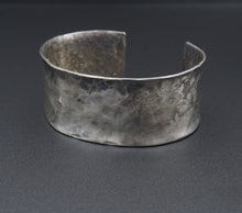 Rustic Vintage Navajo Sterling Silver Hammered Wide Cuff Bracelet 7" 40g BS2610