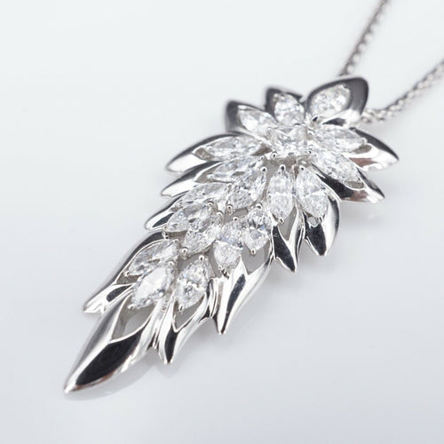 Kat Florence 18k White Gold 2 ct Diamond Flower Necklace 22