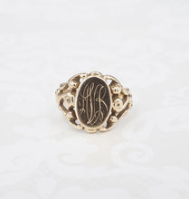 Antique 10k Yellow Gold Signet Ring Size 2.25 Pinky Ring Engraved RG4283