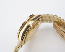 Ladies Rolex 18k Gold Diamond Bezel Bracelet Watch 69178 26mm W1149