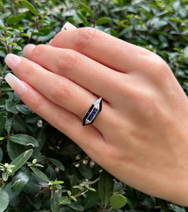 14k Gold Sapphire Diamond Black Enamel Cocktail Ring Size 7 Trendy RG4060