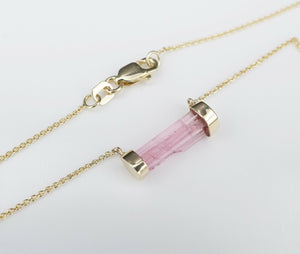 NWOT 14k Yellow Gold Raw Pink Tourmaline Fixed Bar Pendant Necklace 18.5" NG1010