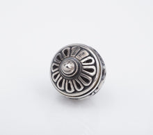 James Avery Spirit of Christmas Ornament Charm Sterling Silver Retired CHS1899