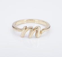 James Avery Script Initial Ring "M" 14k Yellow Gold Size 7.5 RG1835 RG4308