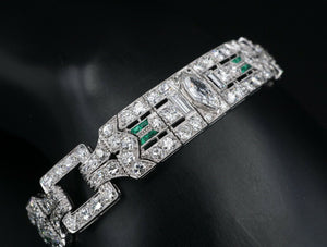 Antique Art Deco Diamond Bracelet Platinum 14 carat Emerald 7.25" BG607