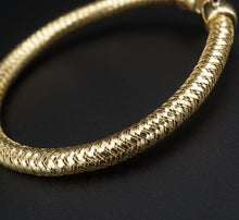 Roberto Coin Primavera Pave Diamond Circle Bangle Bracelet 18k Gold 6.5" BG943