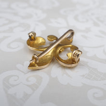 Vintage Fleur de Lis Brooch Pendant 10k Yellow Gold 3D 1" Milgrain OG434