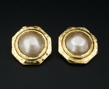 1980s Vintage Chanel Faux Pearl Mabe Gold Tone Clip Earrings 1" ES2171