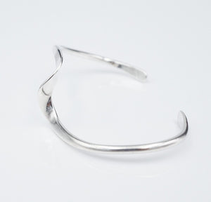 Santo Domingo Sterling Silver Wave Cuff Bracelet Richard Aguilar 6.25" BS2970