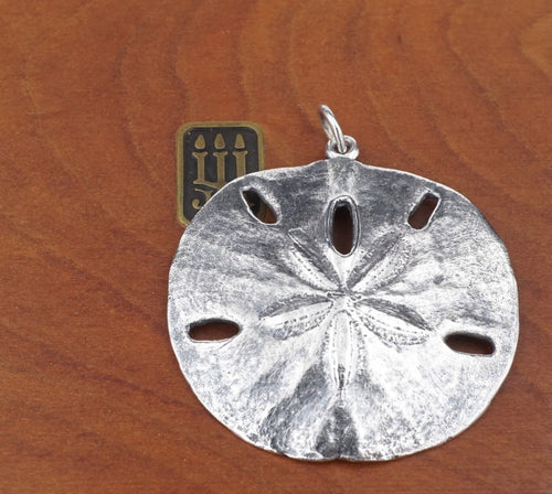 James Avery Sand Dollar Pendant Sterling Silver 1.8