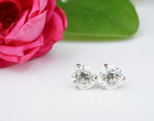 4 Carat VS2 Natural Diamond Stud Earrings GIA Certified CO1078