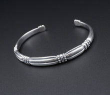 James Avery Thatch Cuff Bangle Bracelet Sterling Silver Retired 7" Medium BS2848