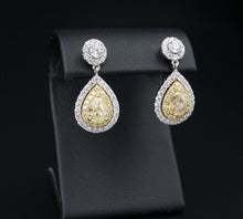 NEW EFFY 18k Gold 2.25ct Fancy Yellow Pear Diamond Halo Dangle Earrings 1" CO901