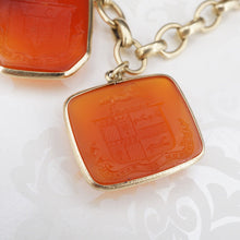 Antique 14K Gold Carnelian Coat of Arms Intaglio Charm Bracelet 7.5" BG774