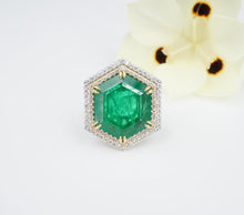 Important 18k White Gold 14ct Natural Emerald Diamond Halo Ring Size 6.5 CO1057