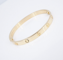 Cartier Love Bracelet 18k Gold Size 18 New Screw Box & Cert Authentic BG922
