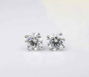 GIA Diamond Stud Earrings 2.6 carat Platinum RBC Natural K SI2 EG2110