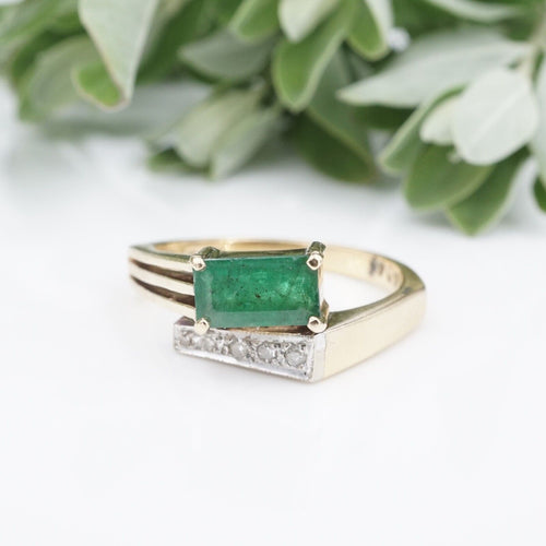 Vintage 14k Yellow Gold Emerald Diamond Ring Modernist Size 7.75 RG4137