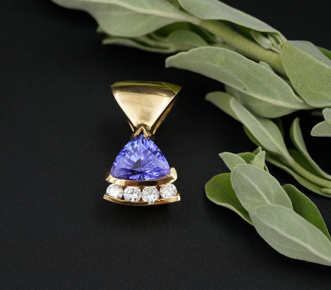 14k Yellow Gold 1.75 cttw Trillion Tanzanite Diamond Pendant 3/4