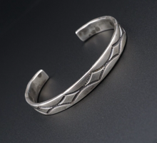 Navajo Cuff Bracelet Sterling Silver Nora Tahe Bill Artisan Stamped 7" BS2916