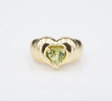 18k Van Cleef Arpels VCA Peridot Coeur Heart Ring Size 4.5 RG4254