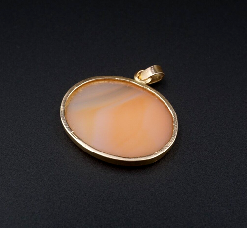 Vintage 18k Yellow Gold Agate Pendant Framed Bezel 1.2