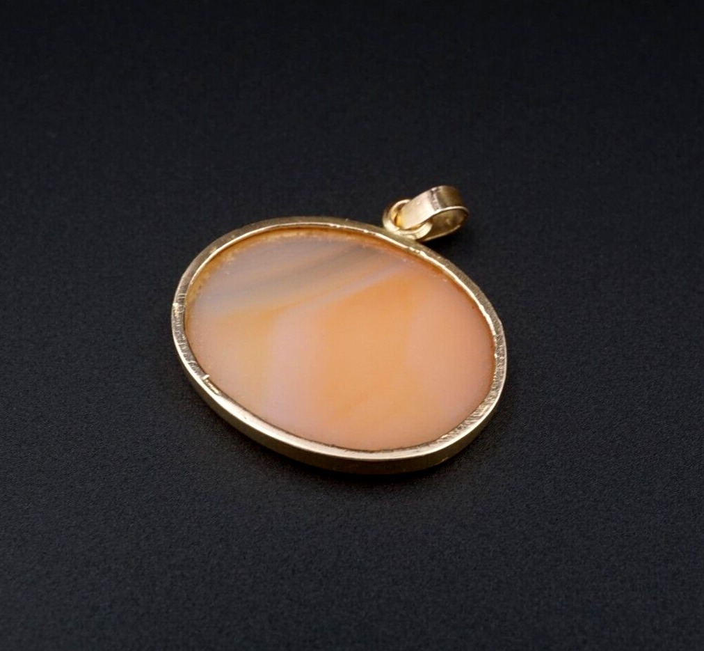 Vintage 18k Yellow Gold Agate Pendant Framed Bezel 1.2