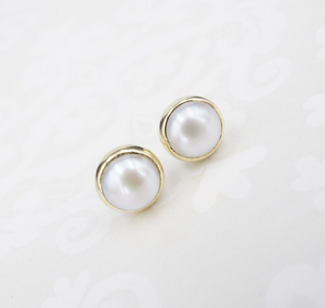 14k Yellow Gold Pearl Stud Earrings 6.5mm Button Bezel Set EG2416