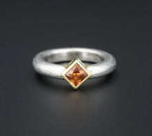 Matthew Trent Platinum 18k Gold Orange Sapphire "Donut" Ring Size 5.25 RG3513