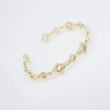 David Yurman Venetian Diamond Bracelet Quatrefoil Single Row Cuff 18k Gold BG930