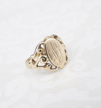 Antique 10k Yellow Gold Signet Ring Size 2.25 Pinky Ring Engraved RG4283