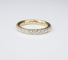 JE Caldwell 18k Gold 1.5ct Natural Diamond Eternity Band Ring Size 6.5 RG3496